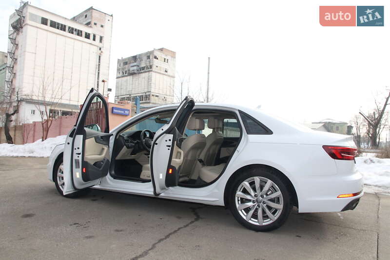 Седан Audi A4 2017 в Киеве