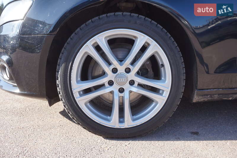 Седан Audi A4 2008 в Одесі
