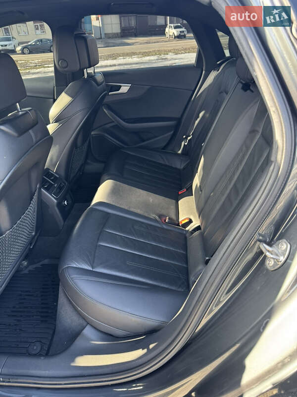 Седан Audi A4 2017 в Харькове