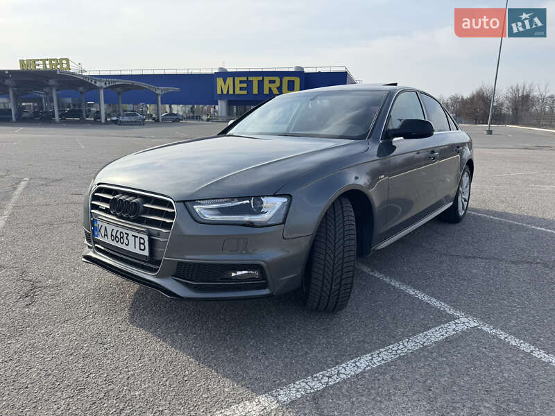 Седан Audi A4 2014 в Днепре