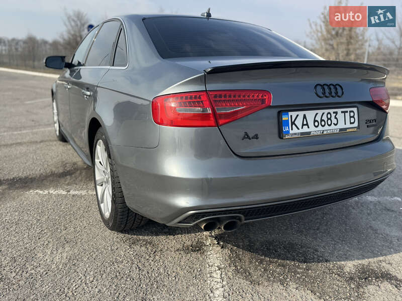 Седан Audi A4 2014 в Днепре