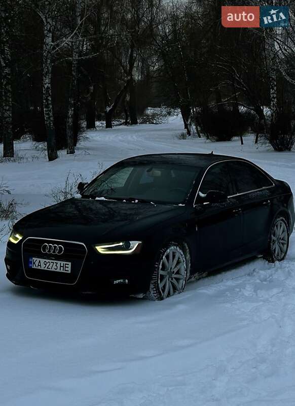 2012 Audi A4, VIN WAUEFAFLXDA128822:plate — фото 1 (autoria)