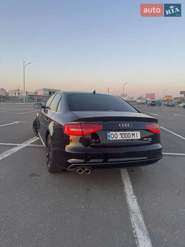 Седан Audi A4 2014 в Одессе