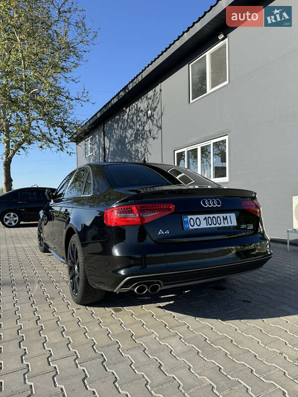 Седан Audi A4 2014 в Одессе