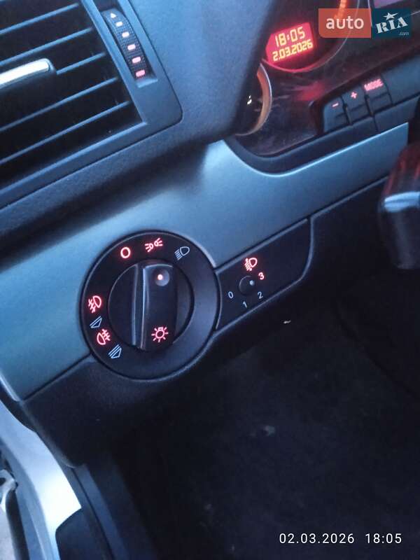 Седан Audi A4 2005 в Красилові