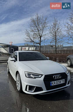 Седан Audi A4 2019 в Киеве