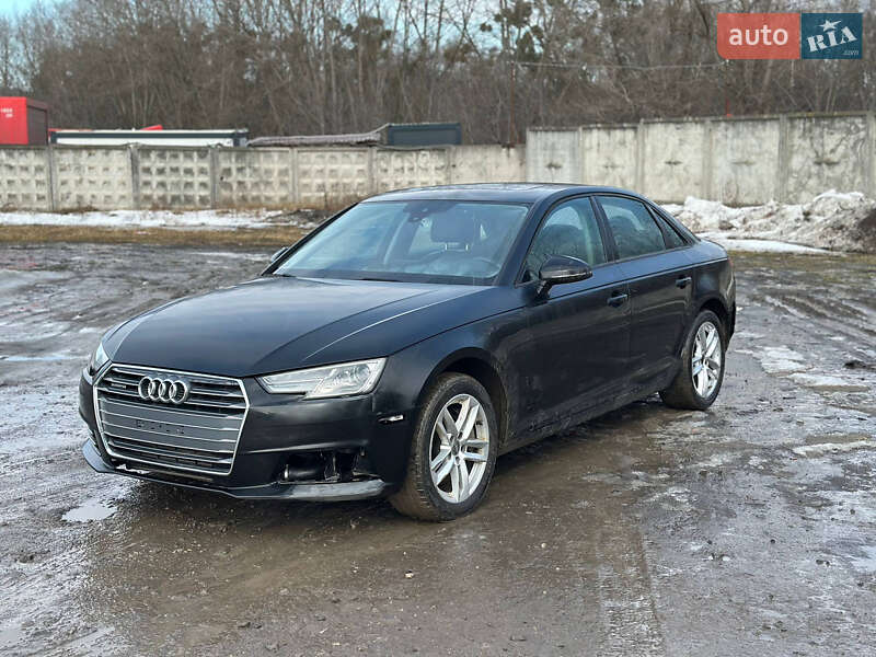 Седан Audi A4 2017 в Хмельницком