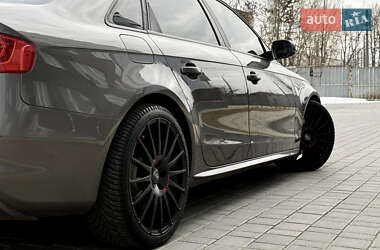 Седан Audi A4 2014 в Одесі