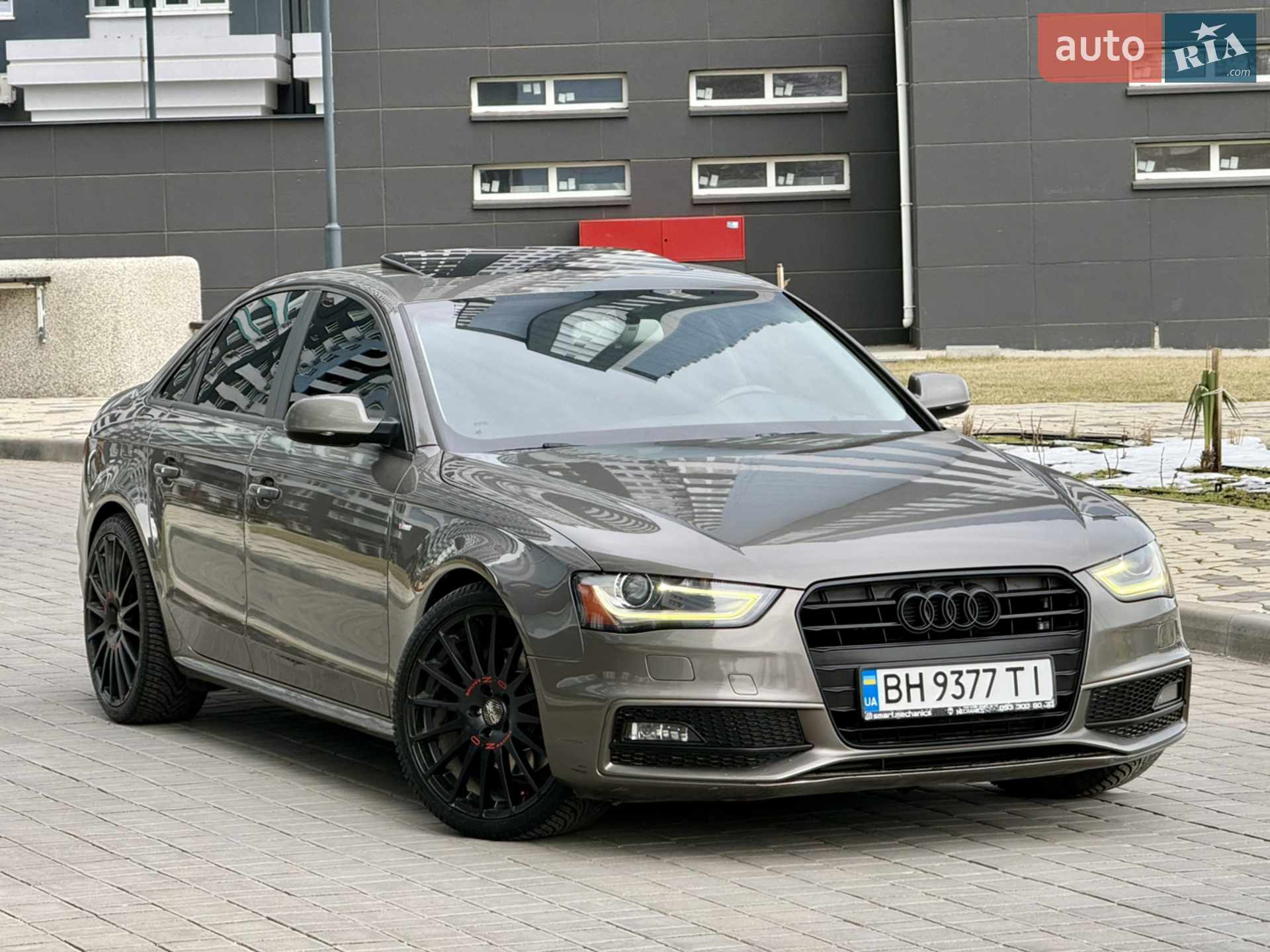 2014 Audi A4 - мініатюра 30