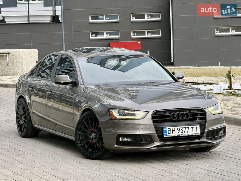 Седан Audi A4 2014 в Одесі