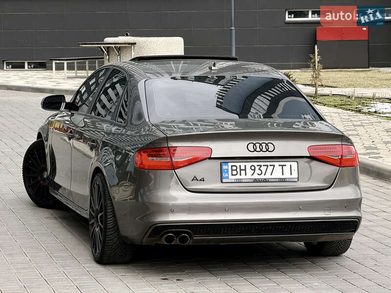 Седан Audi A4 2014 в Одесі