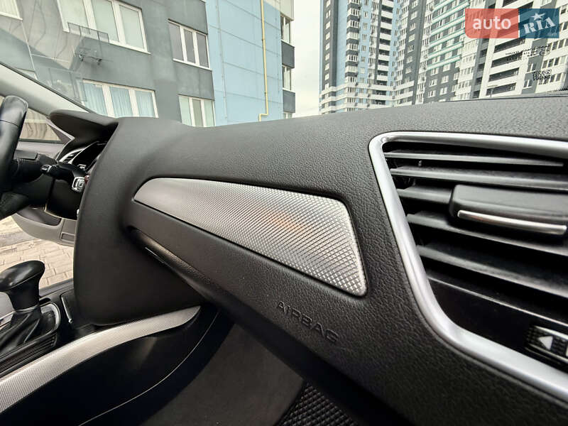 Седан Audi A4 2014 в Одесі