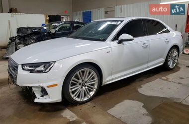 Седан Audi A4 2019 в Чернівцях