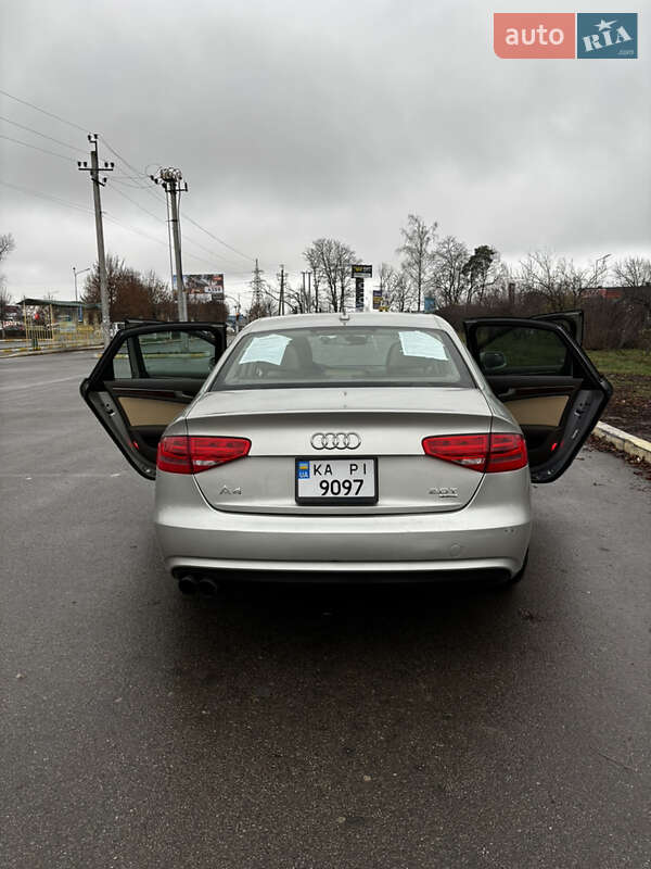 Седан Audi A4 2014 в Буче