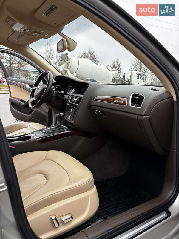 Седан Audi A4 2014 в Буче