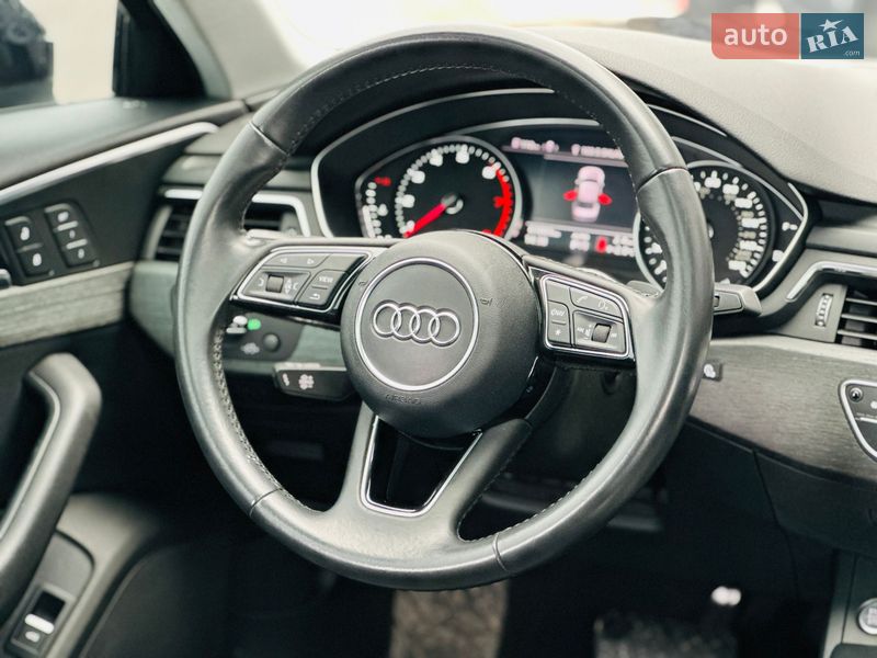 Седан Audi A4 2017 в Харкові