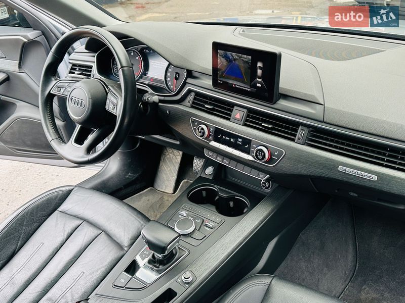 Седан Audi A4 2017 в Харкові