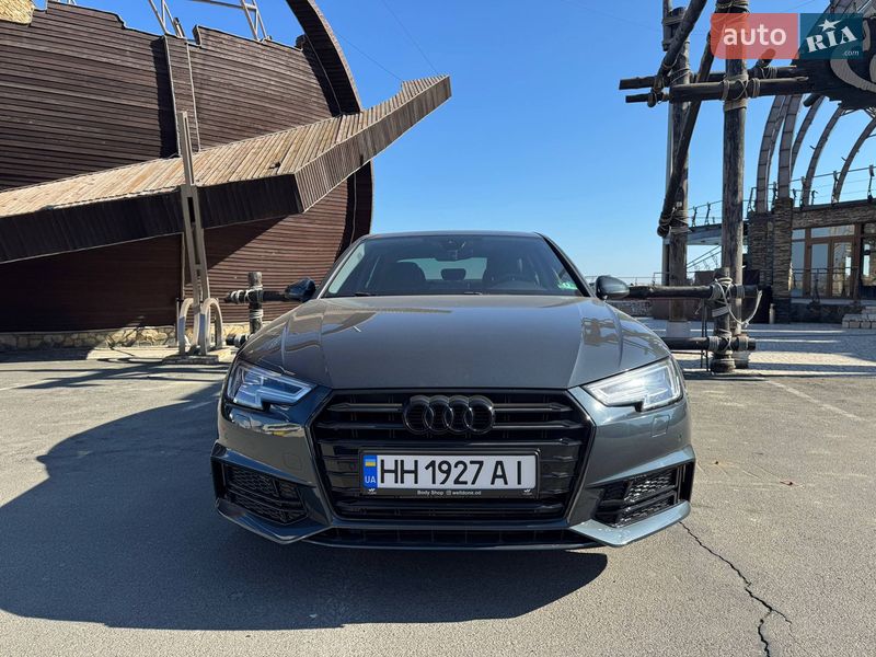 Седан Audi A4 2018 в Одессе