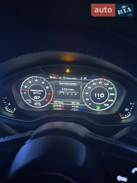 Седан Audi A4 2017 в Глухове