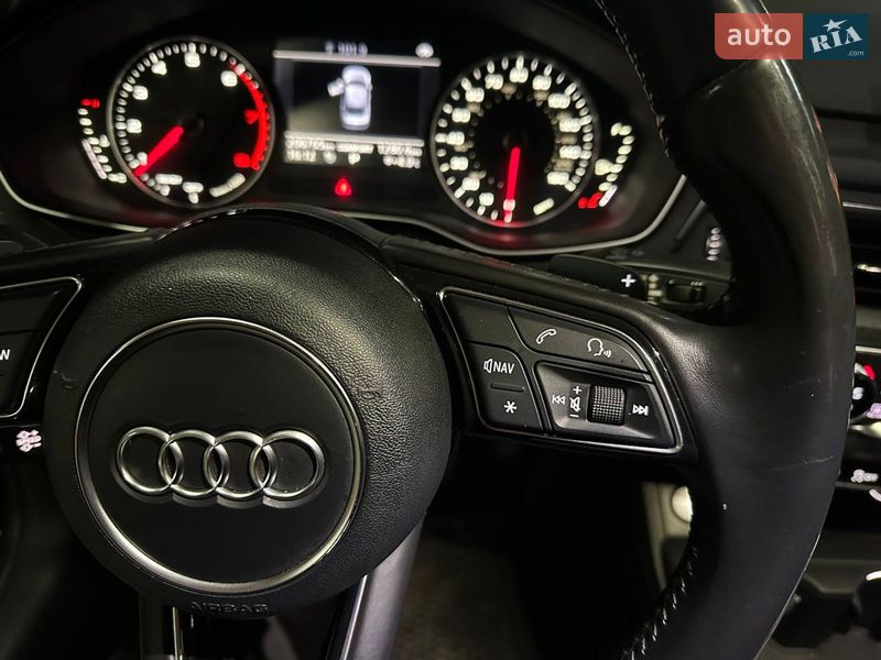 Седан Audi A4 2016 в Днепре