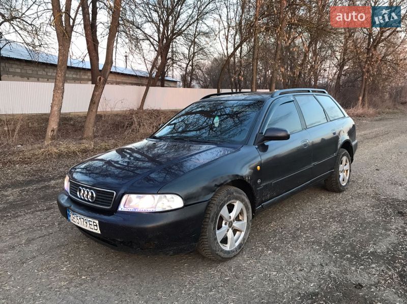 Универсал Audi A4 1997 в Черновцах