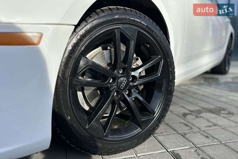 Седан Audi A4 2019 в Киеве