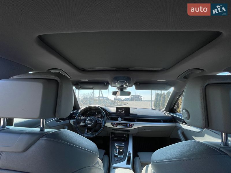 Седан Audi A4 2018 в Львове