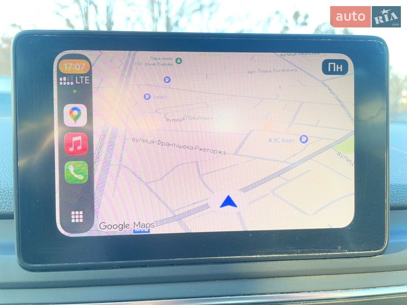 Седан Audi A4 2018 в Львове