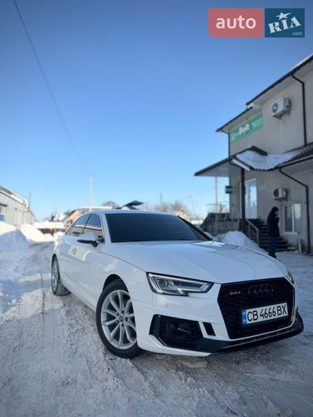 Седан Audi A4 2019 в Чернигове