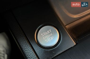 Седан Audi A4 2017 в Львове