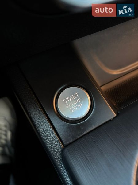 Седан Audi A4 2017 в Львове