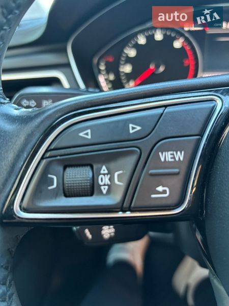 Седан Audi A4 2017 в Львове