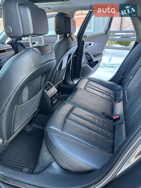 Седан Audi A4 2017 в Львове