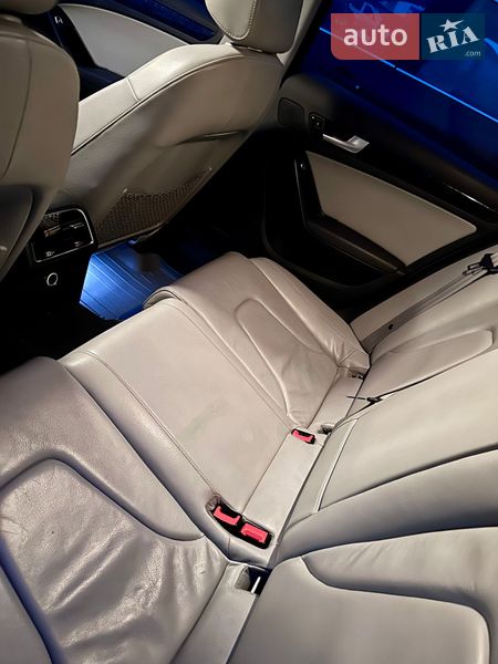 Седан Audi A4 2015 в Софіївській Борщагівці