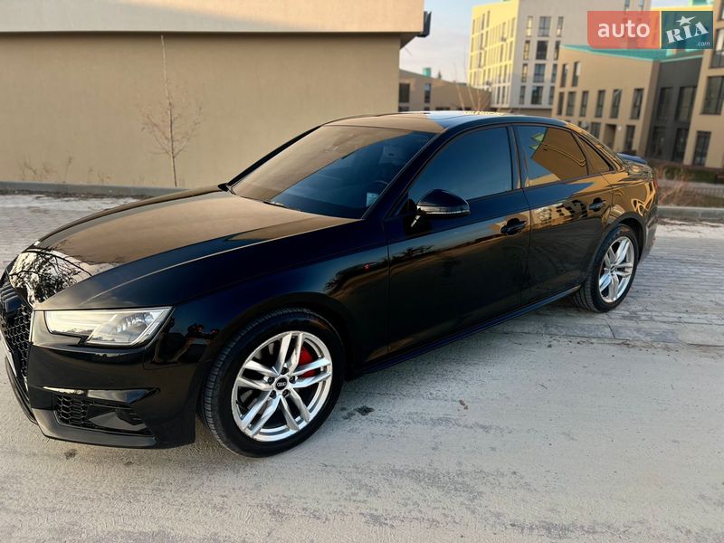 Седан Audi A4 2016 в Львові