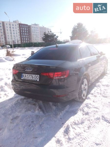 Седан Audi A4 2018 в Києві