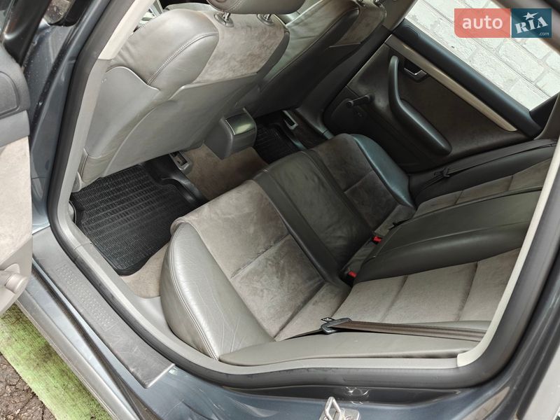 Универсал Audi A4 2002 в Павлограде