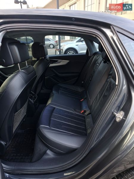 Седан Audi A4 2016 в Дніпрі