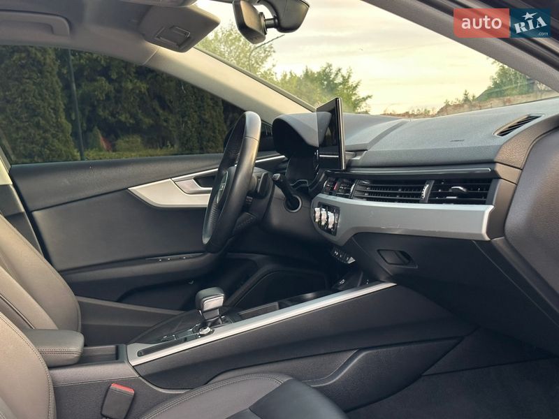 Універсал Audi A4 2019 в Львові