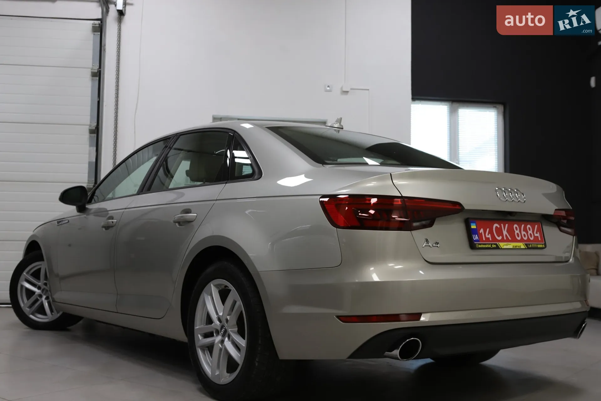2017 Audi A4 - мініатюра 7