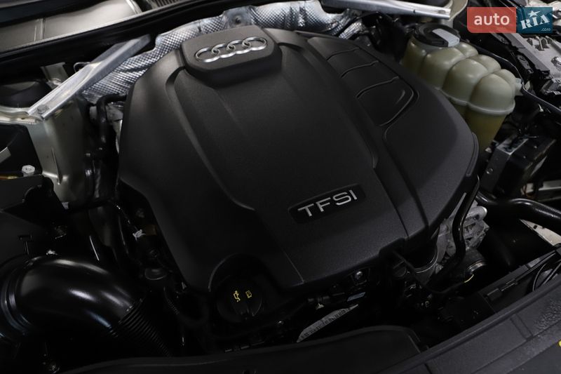 Седан Audi A4 2017 в Дрогобыче