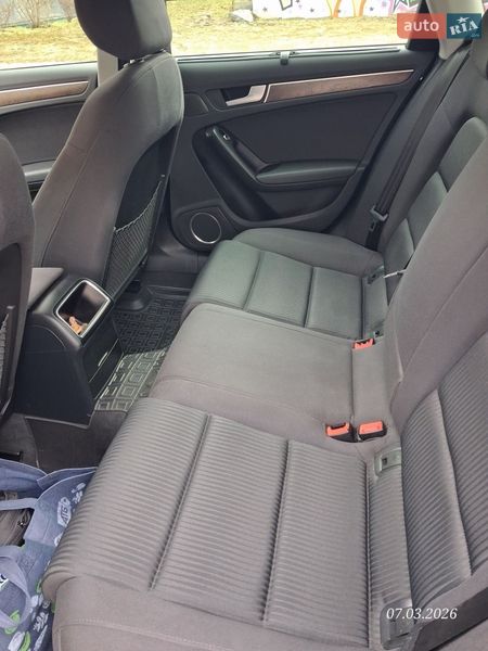 Седан Audi A4 2014 в Днепре