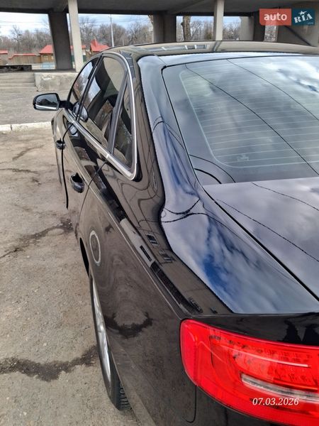 Седан Audi A4 2014 в Днепре