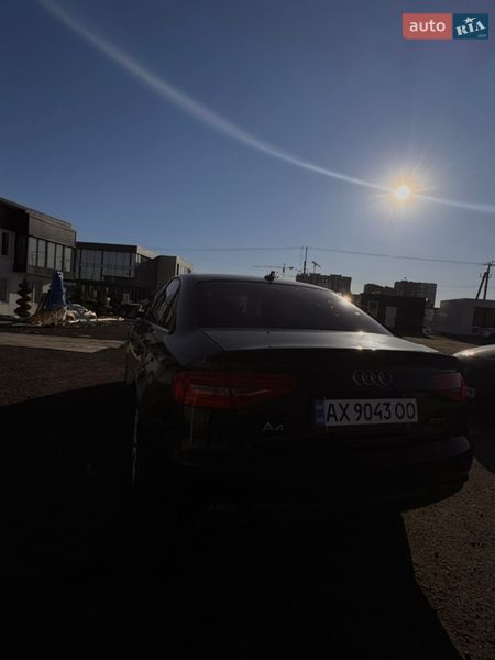 Седан Audi A4 2012 в Харкові