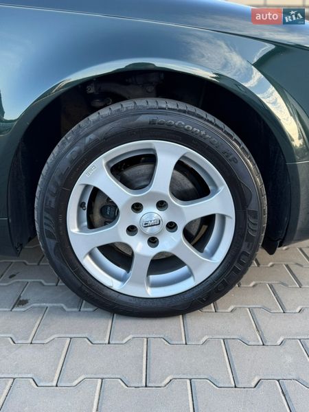 Седан Audi A4 2006 в Володимирі