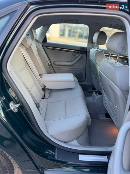 Седан Audi A4 2006 в Володимирі