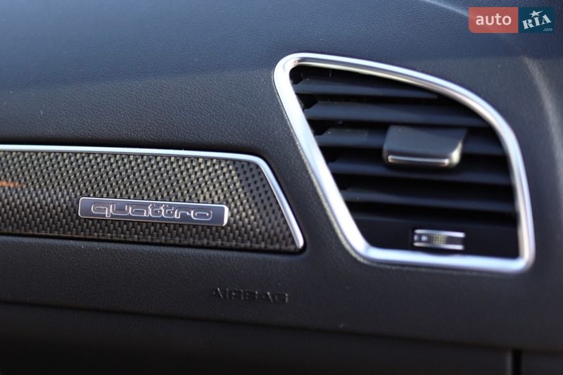 Седан Audi A4 2015 в Киеве