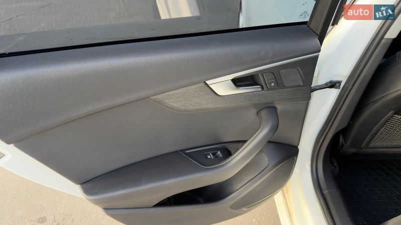 Седан Audi A4 2016 в Харькове