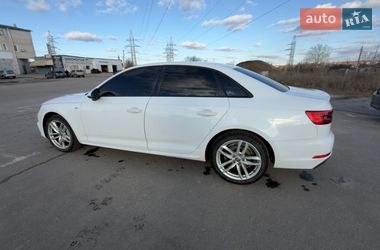 Седан Audi A4 2016 в Харькове