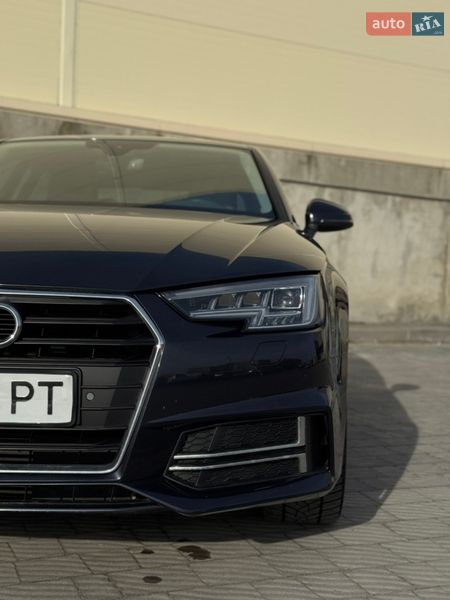 Седан Audi A4 2016 в Львові